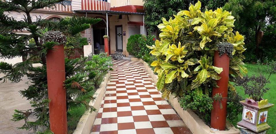 Hotel Guru Kripa Jamshedpur Esterno foto